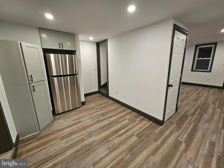 Building Photo - 211 S 2nd St