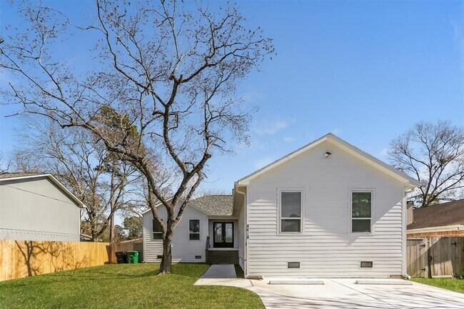 Primary Photo - 8618 Valley Song Dr