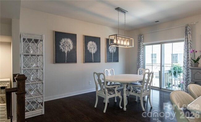 Building Photo - 3023 Salix Bend Dr