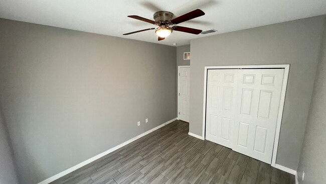 Building Photo - Incredible 3 Bedroom, 2 Bathroom Home in Palm Bay!!