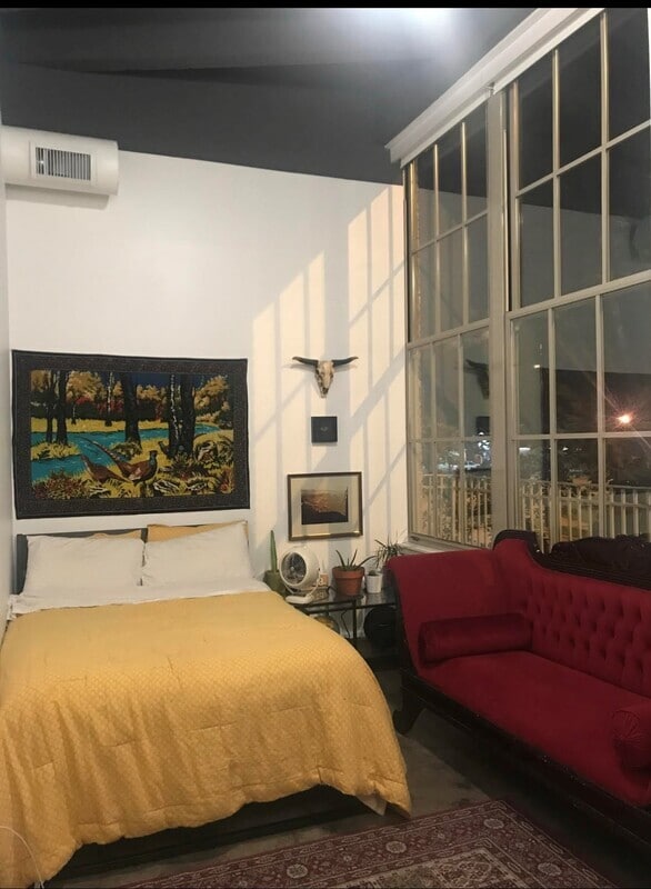 Building Photo - 3200 Gillham Rd