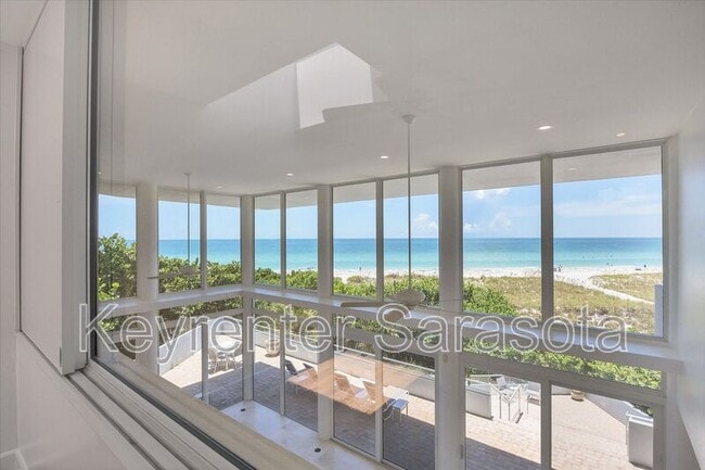 Building Photo - 5801 Gulf of Mexico Dr