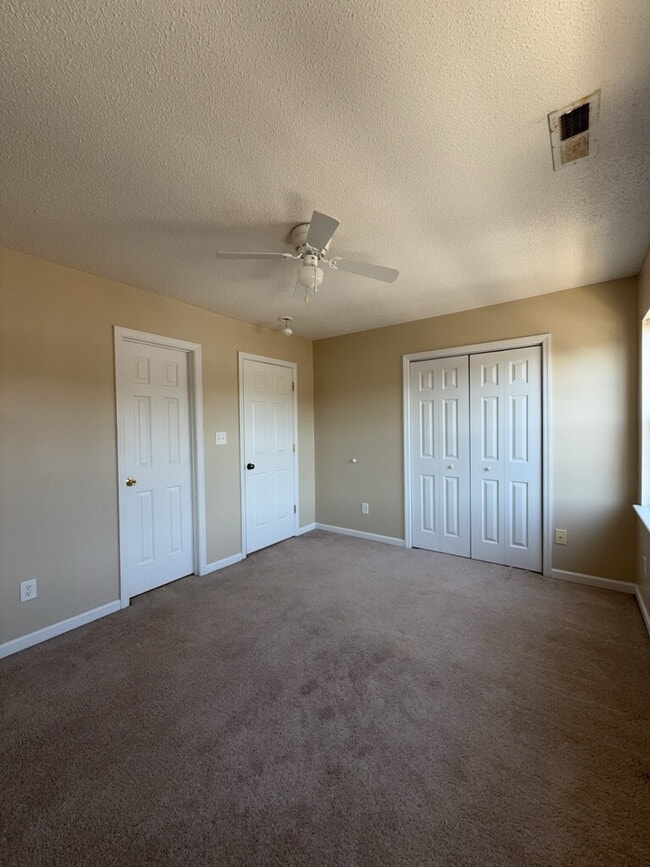 Building Photo - 505 Timberlake Trail