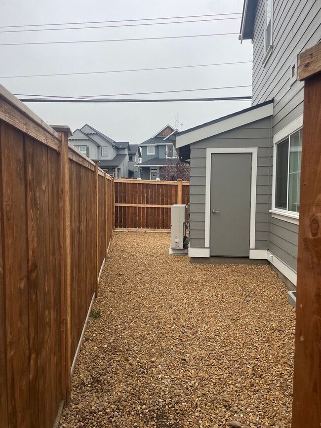 Building Photo - 61524 SE Jennifer Ln