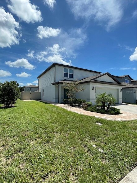 Building Photo - 30543 Thunderbird Dr