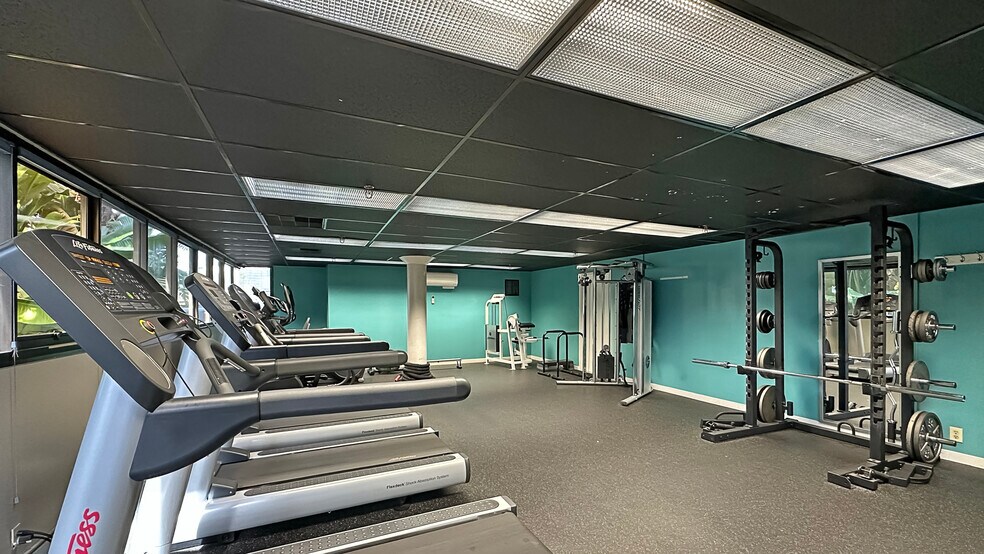 Building Photo - 7 Embarcadero W