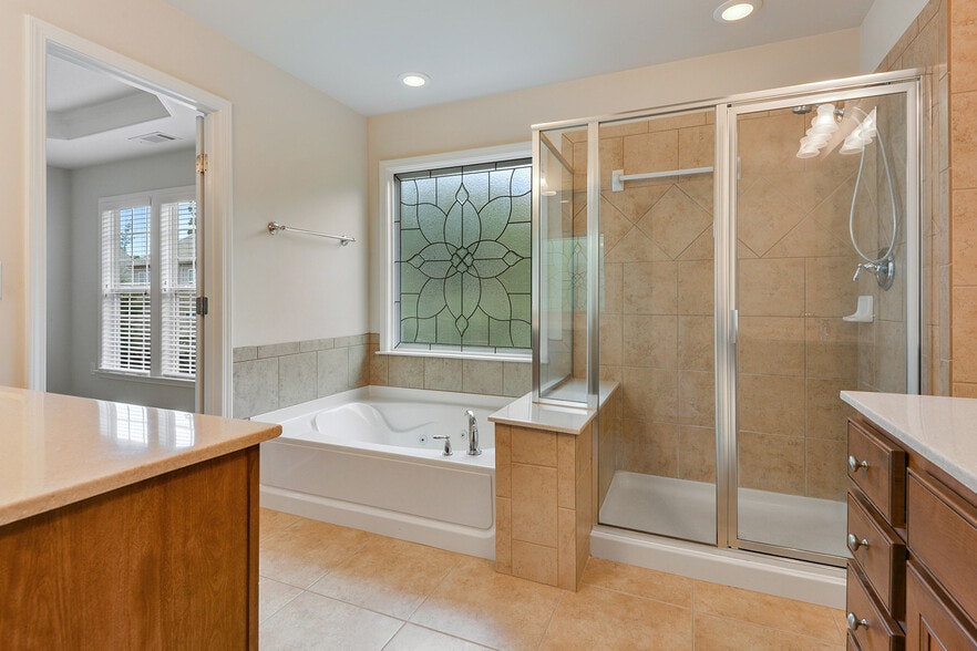 Building Photo - 366 Ardmore Ct NW