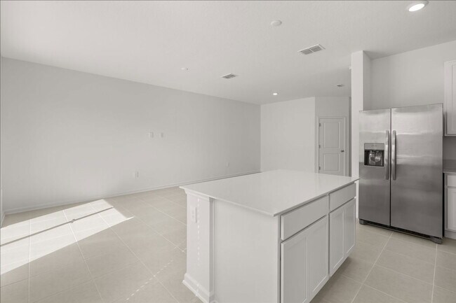 Building Photo - 6009 Zen Wy