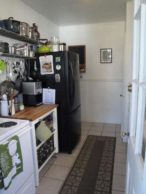 Building Photo - Beautiful 2 bedroom near west end Grove avenue apartment