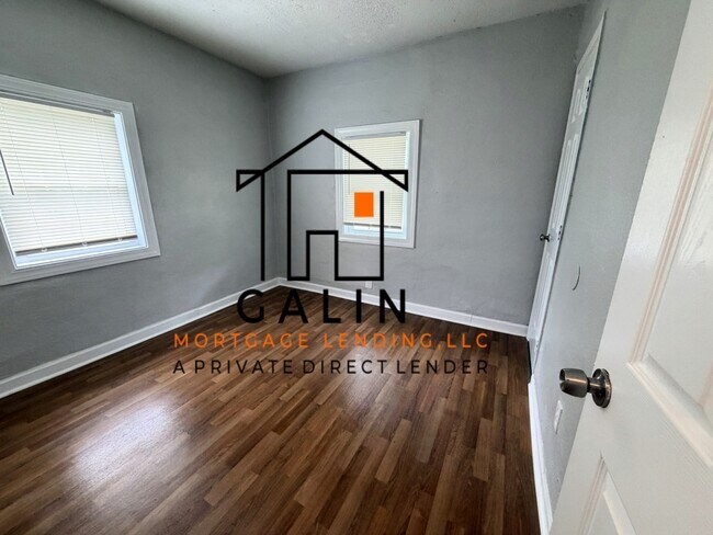 Building Photo - 3212 Burroughs St