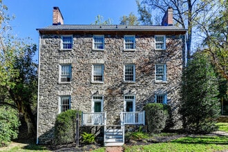 Building Photo - 804 Oella Ave