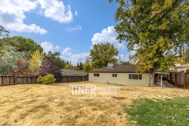 Building Photo - 3960 Annabelle Ave