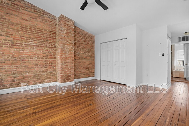 Building Photo - 1329 S Charles St