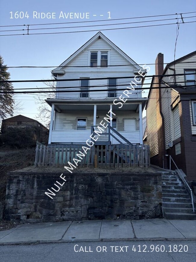 Building Photo - 2 bed, 1 bath unit in Braddock