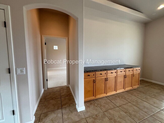 Building Photo - Golf Course Living with Mountain Views & Detached Casita