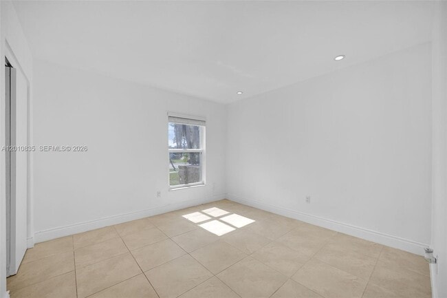 Building Photo - 7483 SW 82nd St
