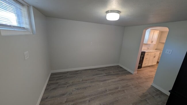 Building Photo - 2015 Bradley Ave