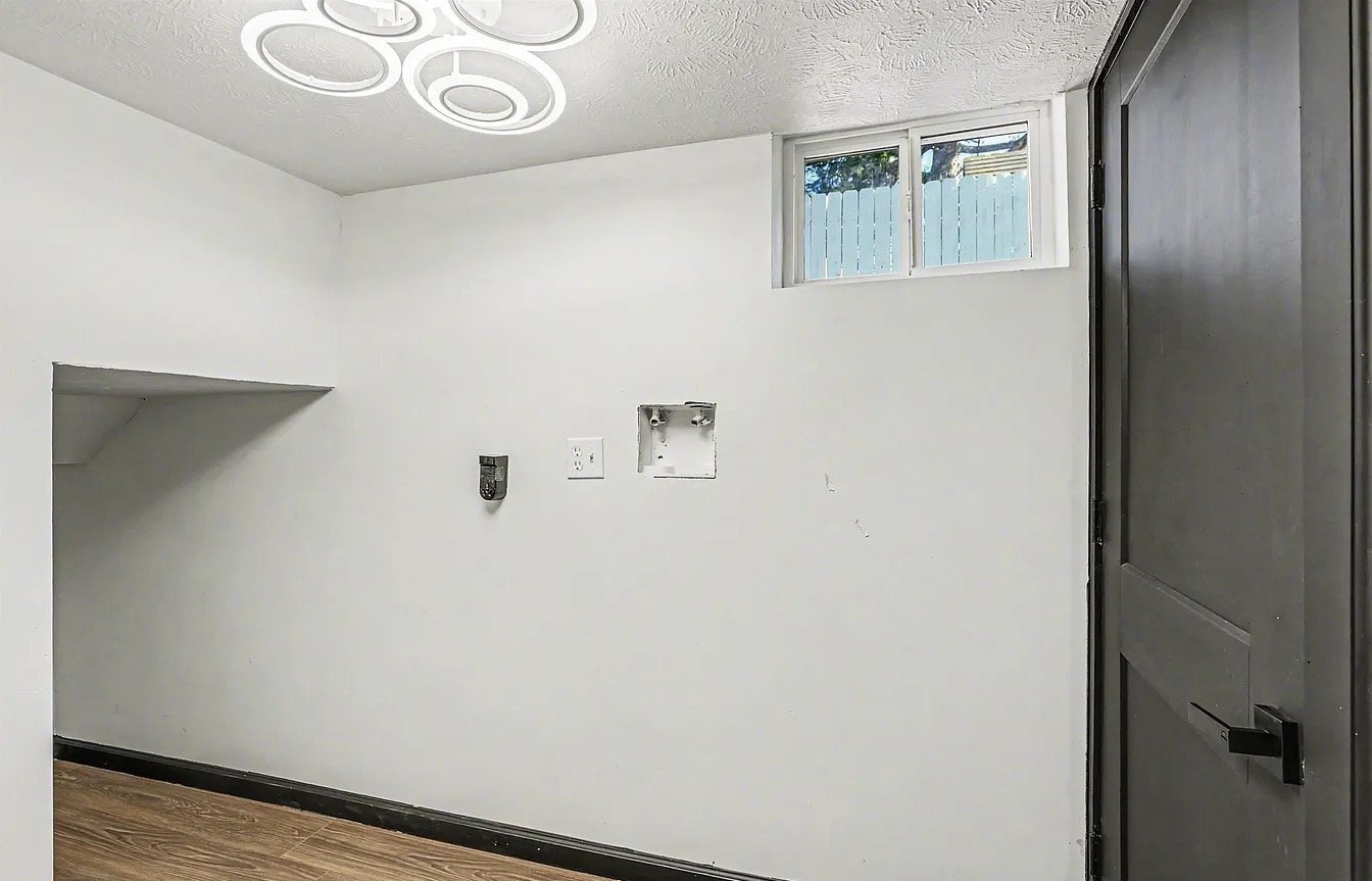 Building Photo - 1341 N 45th St