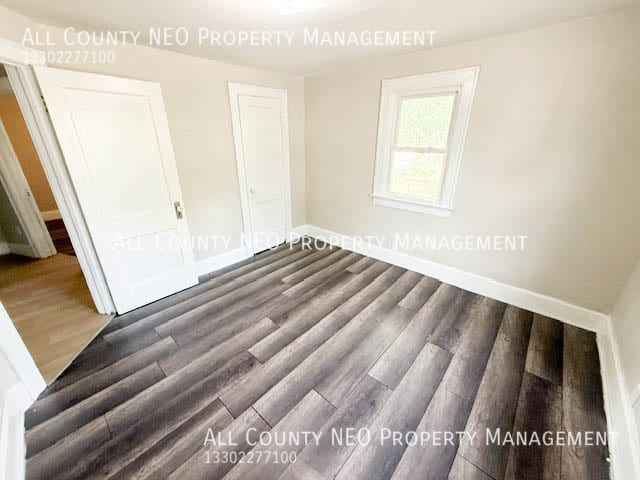 Building Photo - 380 Noble Ave