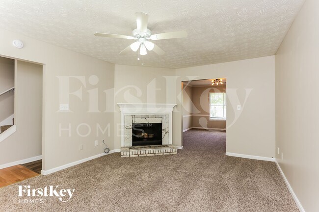 Building Photo - 1717 Bertram Ln SW