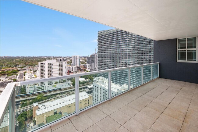 Building Photo - 1250 S Miami Ave