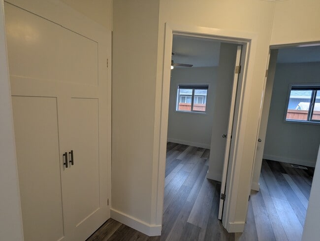 Building Photo - 402 NW 12th St