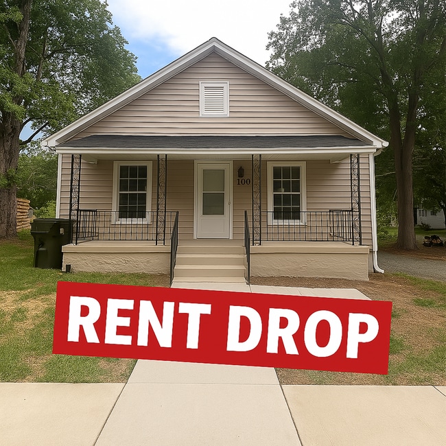 Primary Photo - Freshly updated two bedroom, 1 bath house ...