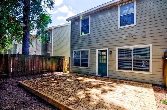 Building Photo - 26 Timberstar St