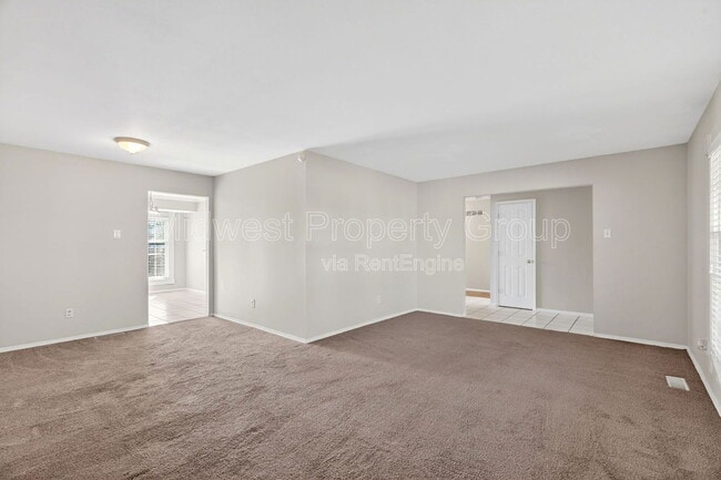 Building Photo - 3644 Vago Ln