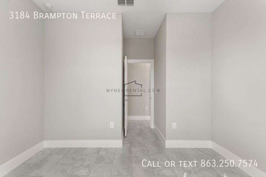 Building Photo - 3184 Brampton Terrace