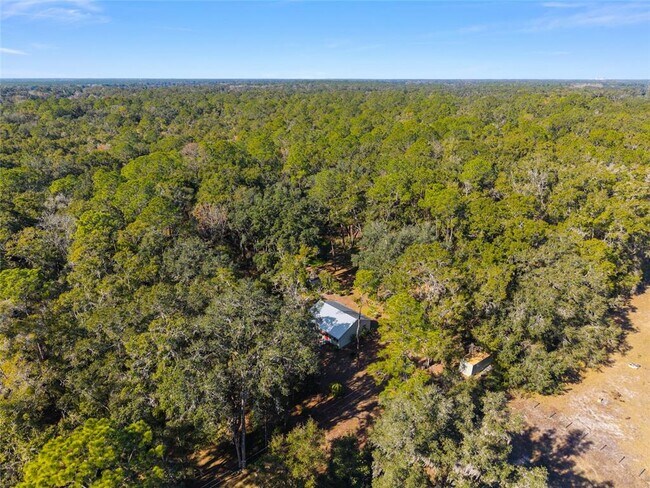 Building Photo - 18124 SW 75 Ave