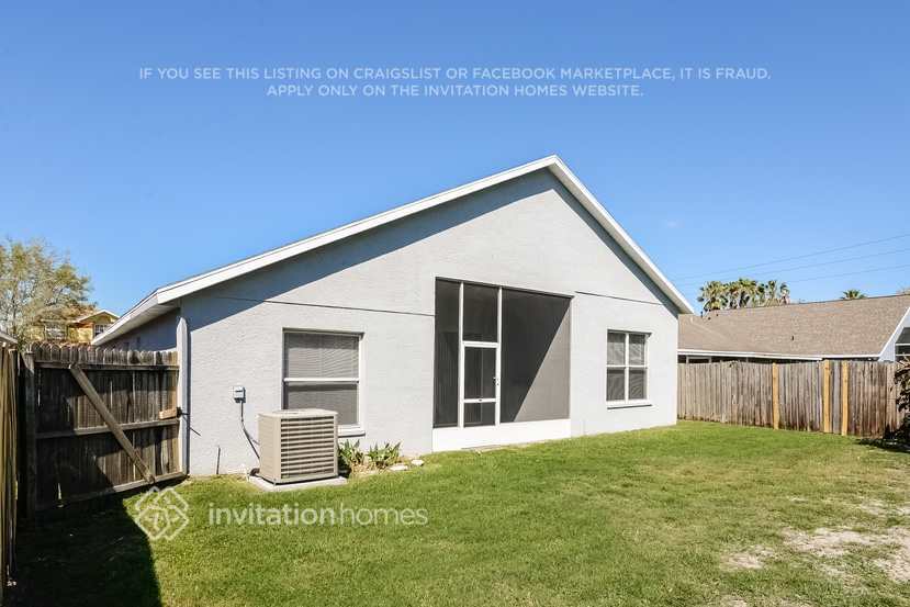 Building Photo - 1314 Vinetree Dr