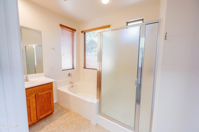 Building Photo - 40930 N Wild West Trail