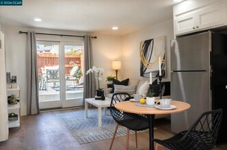 Building Photo - 4815 Appian Way