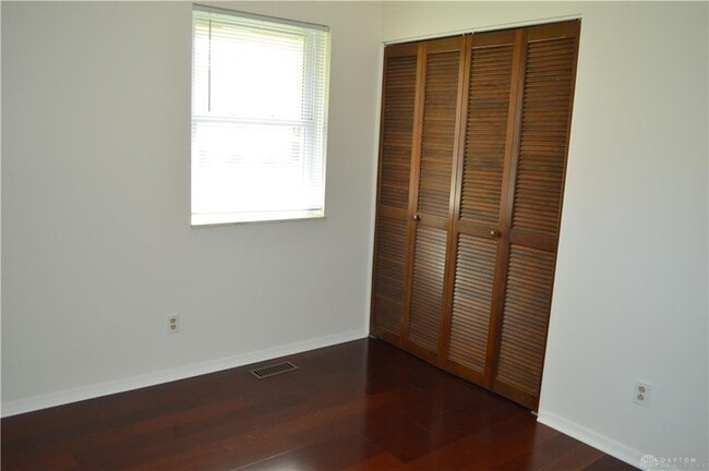 Building Photo - 1280 Kentshire Dr