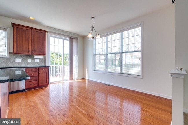 Building Photo - 23141 Flora Mure Dr
