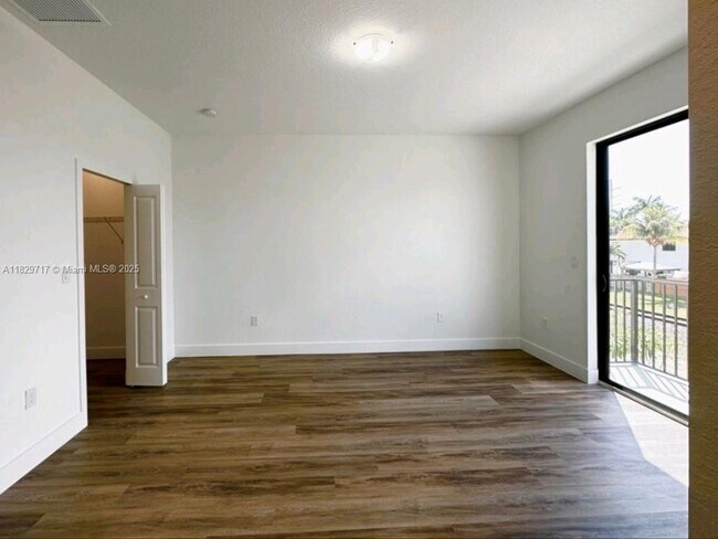 Building Photo - 15728 SW 136 Way