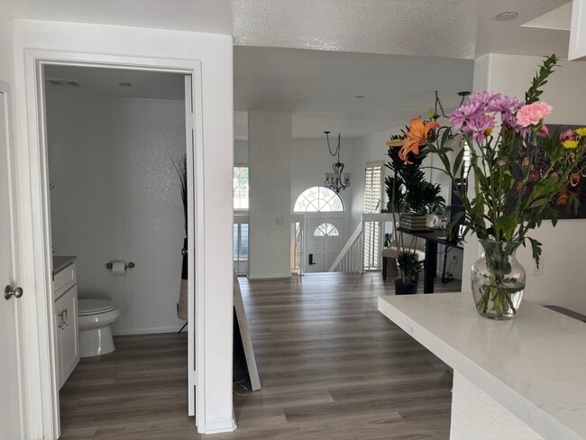 Building Photo - 8115 Surfline Dr