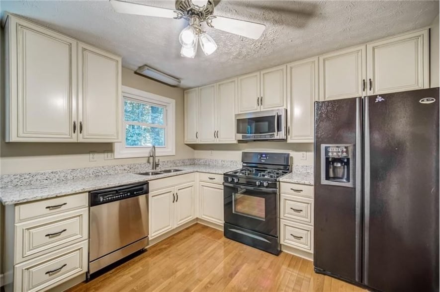 Building Photo - 10385 Rillridge Ct