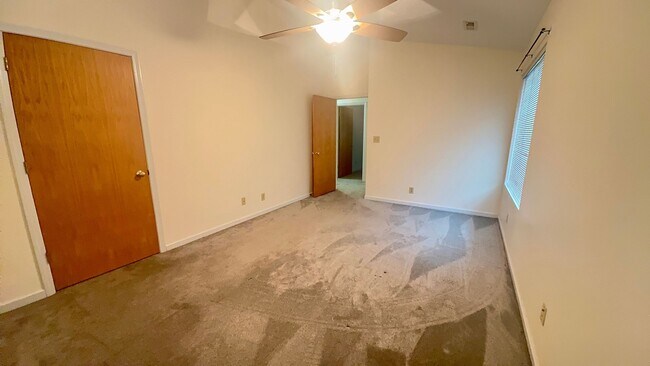 Building Photo - 4318 N 60th St