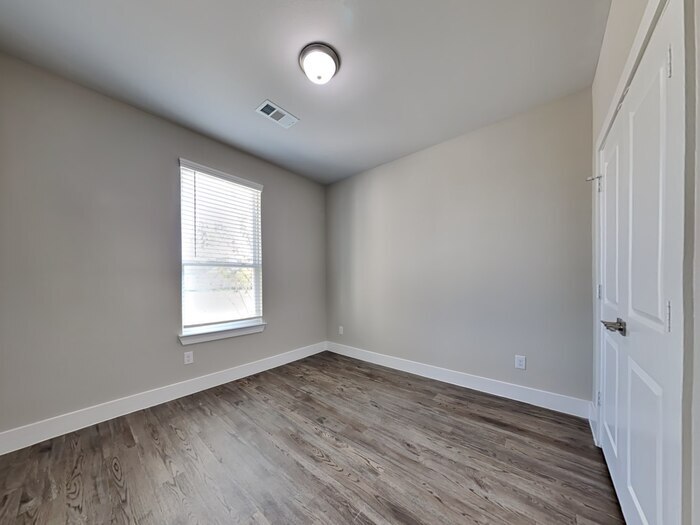 Building Photo - 3417 New York Ave