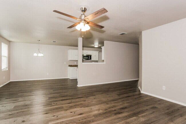 Building Photo - 1021 Badger Run