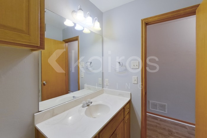 Building Photo - 2809 SE 96th St