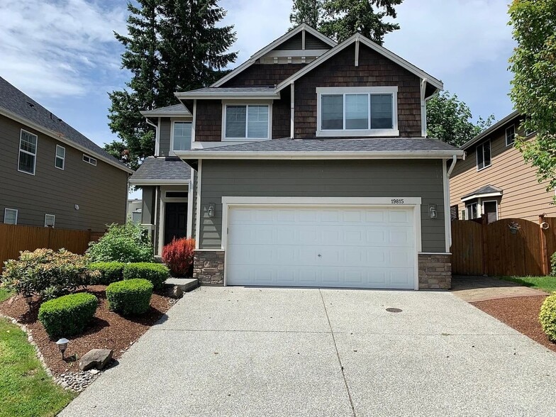 Building Photo - Woodinville Home!