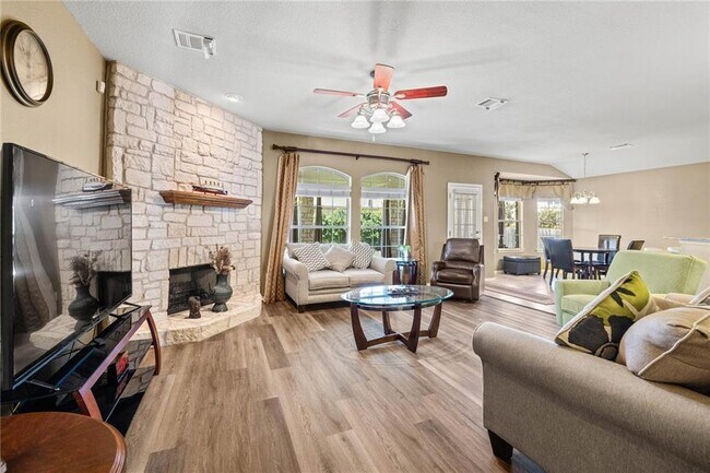 Building Photo - 15517 Staked Plains Loop