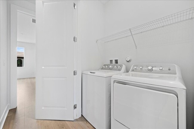 Building Photo - 5273 Beckman Ter