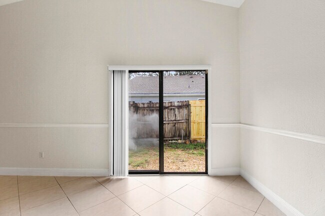 Building Photo - 7870 Blackwood Ln