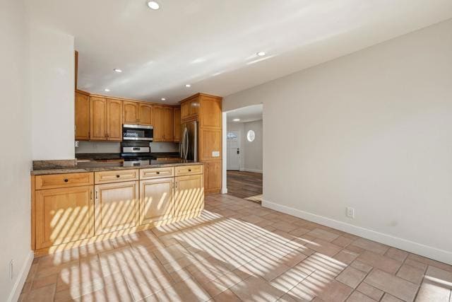 Building Photo - 819 Daphne Ct