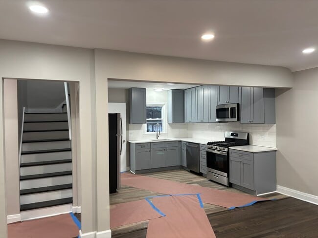 Building Photo - 3226 181st St