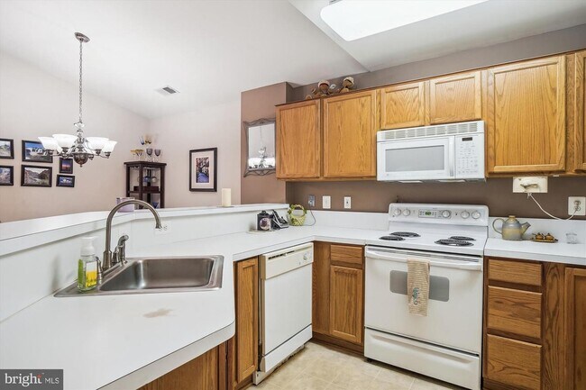 Primary Photo - 18809 Sparkling Water Dr